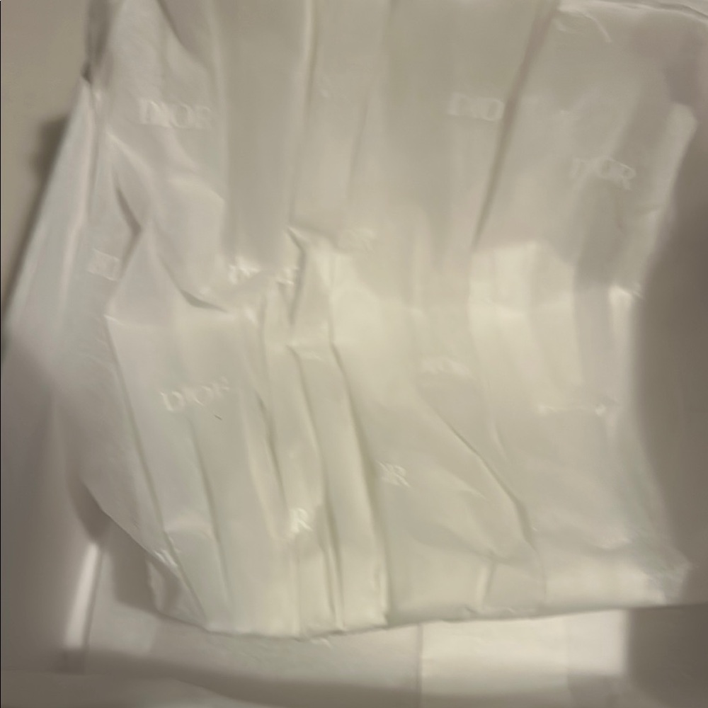 Dior White and Gold Accessory Box - Picture 4 of 6